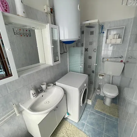 Apartment Ar Inter 1